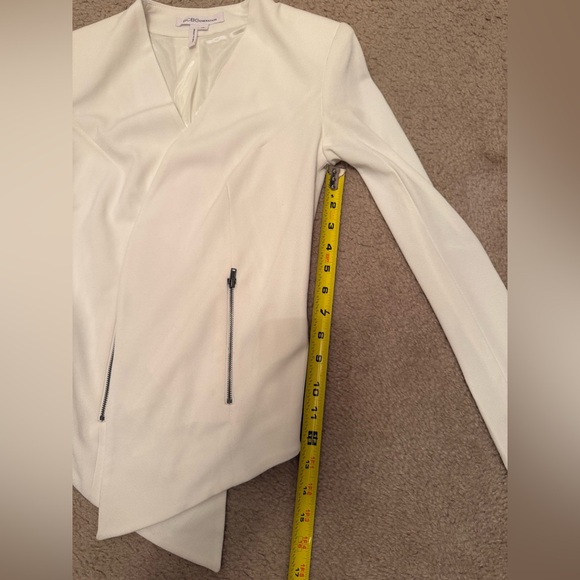 BCBGeneration White Blazer - Picture 6 of 9